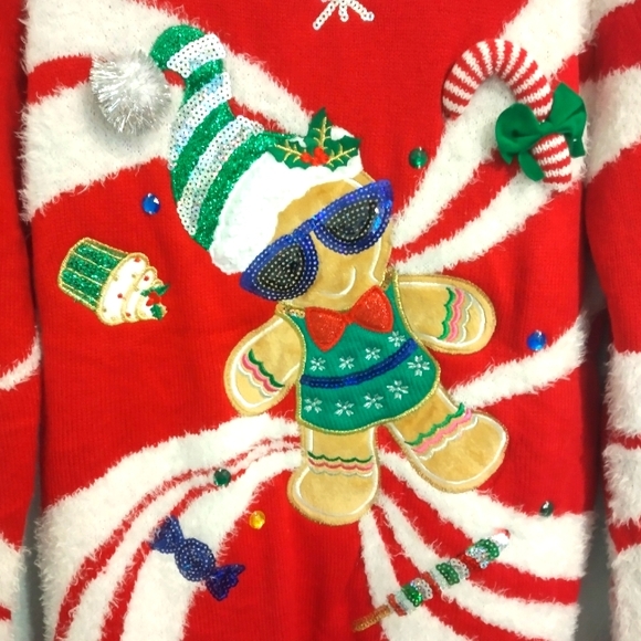 NWT Christmas Scoop Neck Sweater Tunic with Gingerbread Man and Peppermi… - Picture 4 of 9